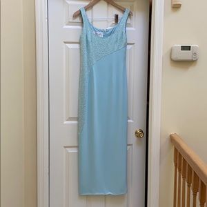 B’zar Gown in sea/blue/green